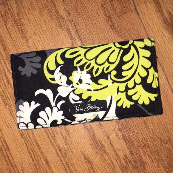 Vera Bradley 3 piece set - Picture 2 of 8